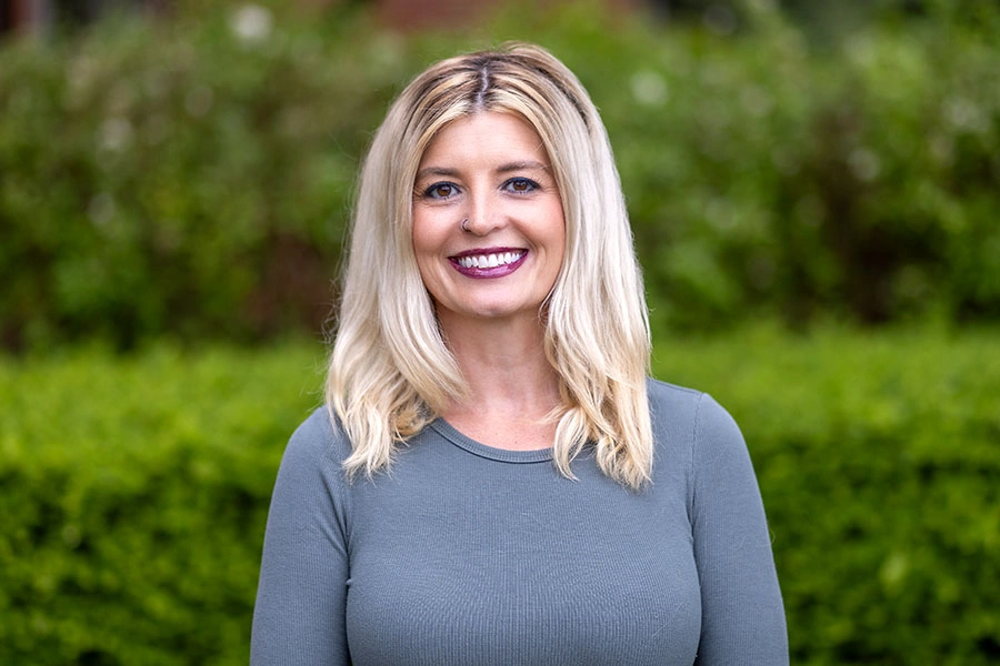 headshot of Tiara Dais