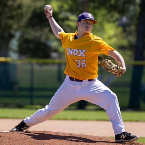 Baseball player in shooting positon at BB-vs-Ripon 