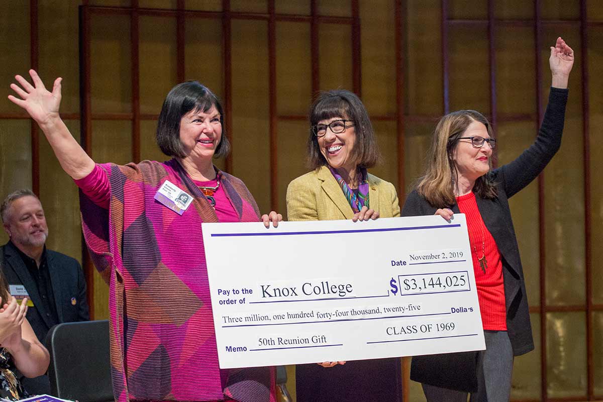 The Class of 1969 presents a check to Knox College during Homecoming 2019.