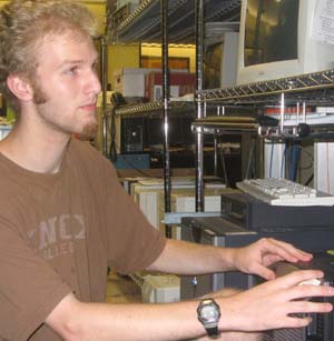 Chris Johnson is researching the efficiency of super computers.