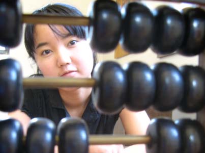 Tomomi Sunayama is majoring in both math and physics.