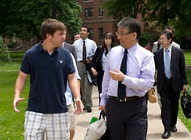 Lucas Motta with Japanese educators at Knox