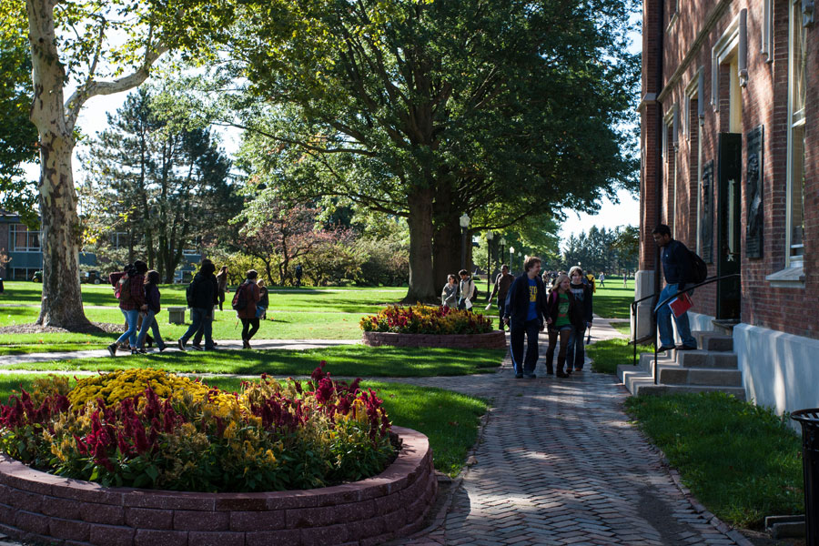 In conjunction with a White House summit on higher education, Knox builds on its historic commitment to educational access.