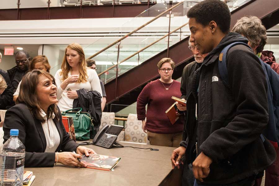 Pulitzer Prize Winning Poet Natasha Trethewey discusses writing with Knox students