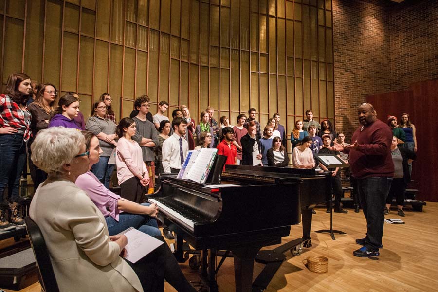 Stacey Gibb rehearses gospel music with the Knox Choir.