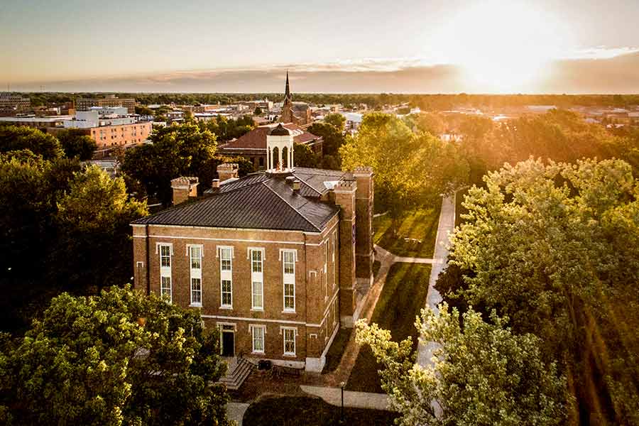 Old Main on the Knox College campus.