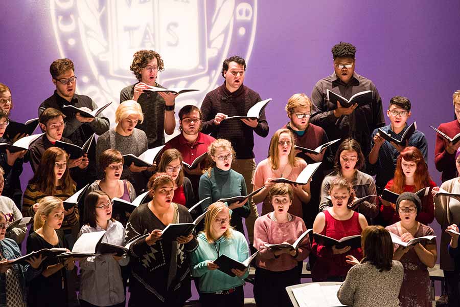 Knox College Choir performing at 2018 King Day Convocation.