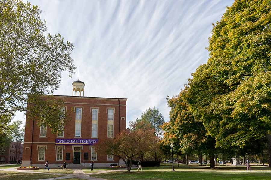 Knox College's Old Main